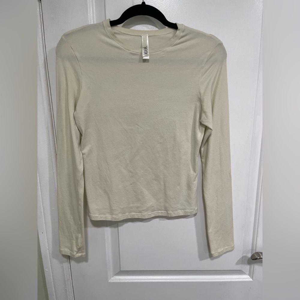 SKIMS Cream Long Sleeve Blouse
